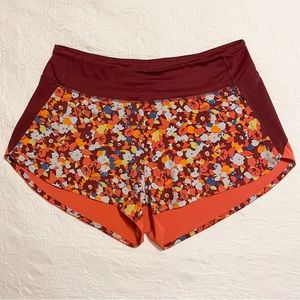 Outdoor Voices Hudson 2.5” Shorts XL Paprika Blooms